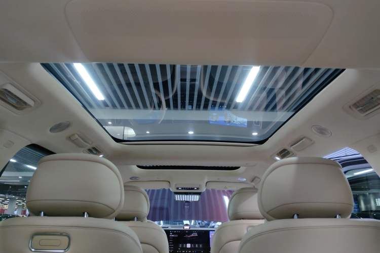 Used Hima AITO M9 2025 Extended-Range Ultra Version 52 kWh 6-Seater Headliner