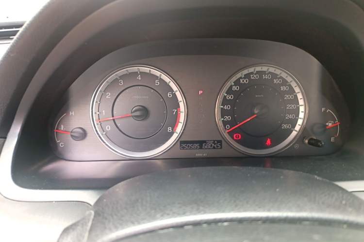 Used Honda Accord 2013 2.0L SE Instrument Cluster