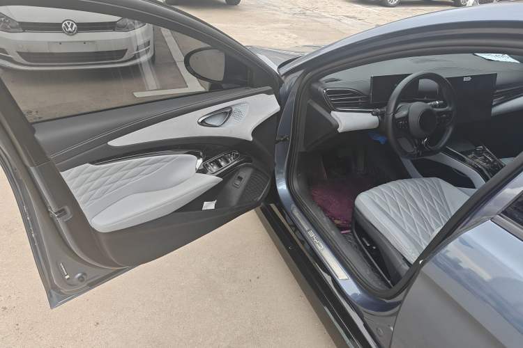 Used BYD Seal 2022 550 km Standard Range Rear-Wheel Drive Elite Version
