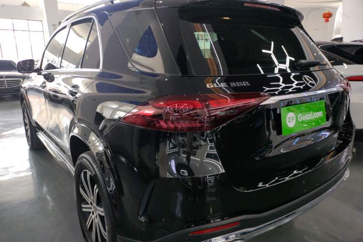 Used Mercedes-Benz GLE 2024 Refreshed GLE 350 4MATIC Stylish Edition Rear Left 45 Deg