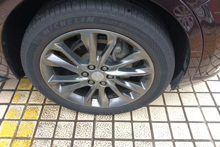 Used Buick Enclave 2020 28T All-Wheel Drive Avenir