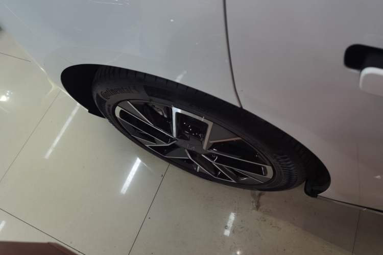 Used Avatr 06 2025 Ultra Pure Electric Edition