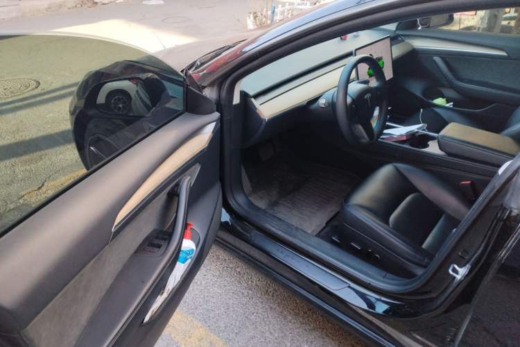 Used Tesla Model 3 2022 Rear-Wheel-Drive Version