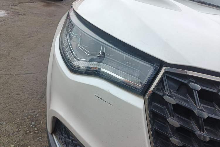 Used Zotye T700 2017 1.8T Dual-Clutch Flagship Model
