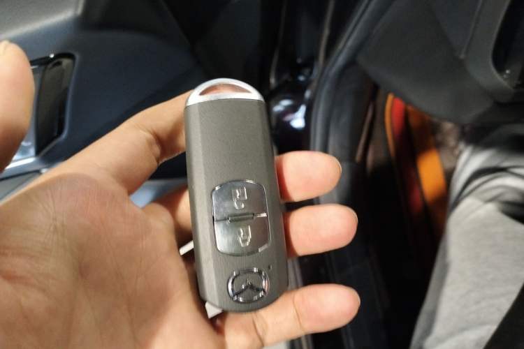 Used Mazda CX-4 2021 2.0L Automatic Two-Wheel Drive Blue Sky Dynamic Edition
