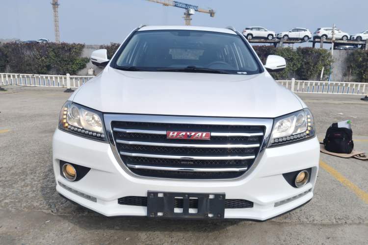Used Haval H2 2017 Red-Label 1.5T Manual Two-Wheel Drive Luxury Model
