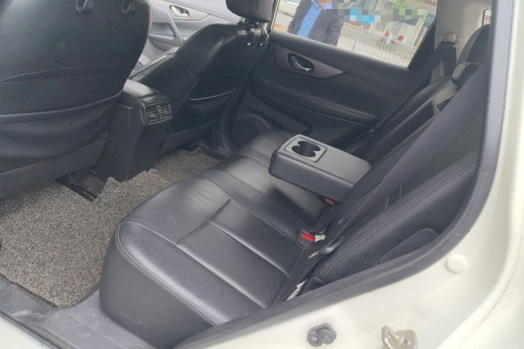 Used Nissan X-Trail 2014 2.0L CVT Comfort Edition 2WD Left Rear Seat