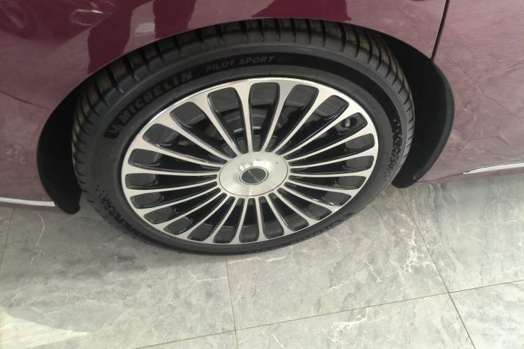 Used Hima Stelato S9 2025 Extended-Range Ultra
