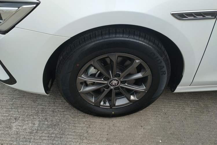 Used BYD Qin PLUS 2021 EV 400KM Leading Comfort Edition