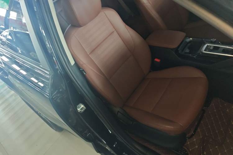 Used Kia Sportage R 2021 Ace 2.0L Splendid Edition Right Front Seat