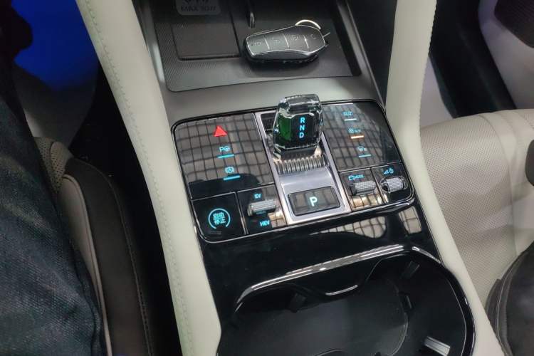 Used BYD Song PLUS New Energy 2025 DM-i Smart Drive 112KM Prestige Model