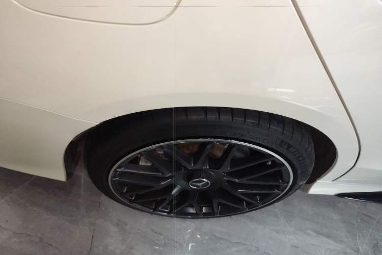 Used Mercedes-Benz C-Class AMG 2019 AMG C 43 4MATIC Estate Special Edition Right Rear Wheel Hub