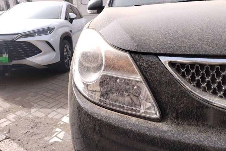 Used Hyundai Veracruz 2009 3.8L Comfort Edition Right Front Headlight