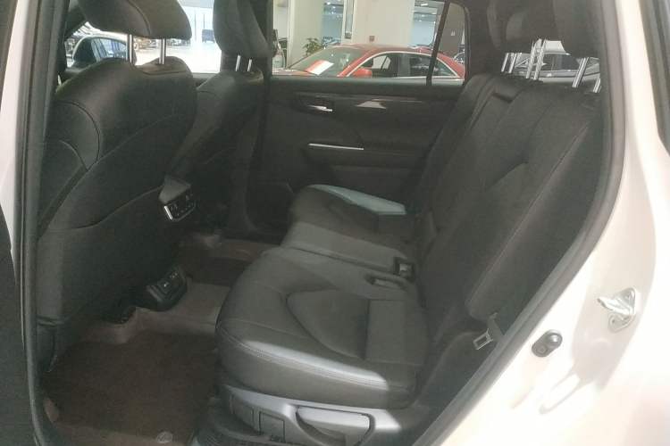 Used Toyota Crown Kluger 2022 2.5L HEV Four-Wheel Drive Flagship Edition
