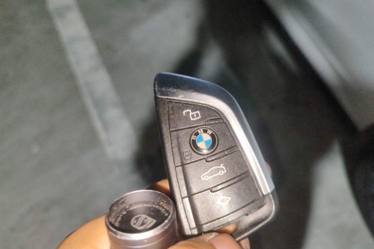 Used BMW i3 2023 eDrive 40 L Midnight Sports Package Vehicle Key