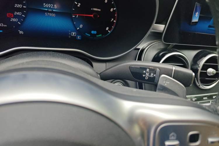 Used Mercedes-Benz C-Class 2020 Restyled C 260 L Sport Edition Gear Lever