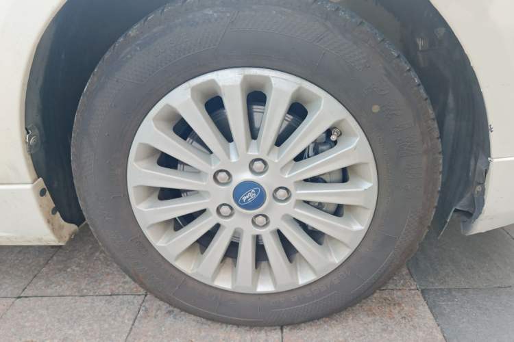 Used Ford Focus 2013 Hatchback Classic 1.8L Automatic Fashion Edition