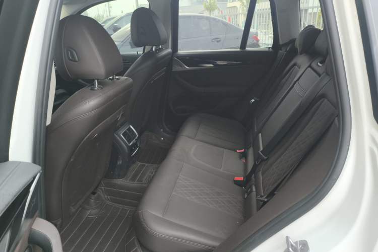 Used BMW X3 2023 xDrive25i M Sport Package Left Rear Seat