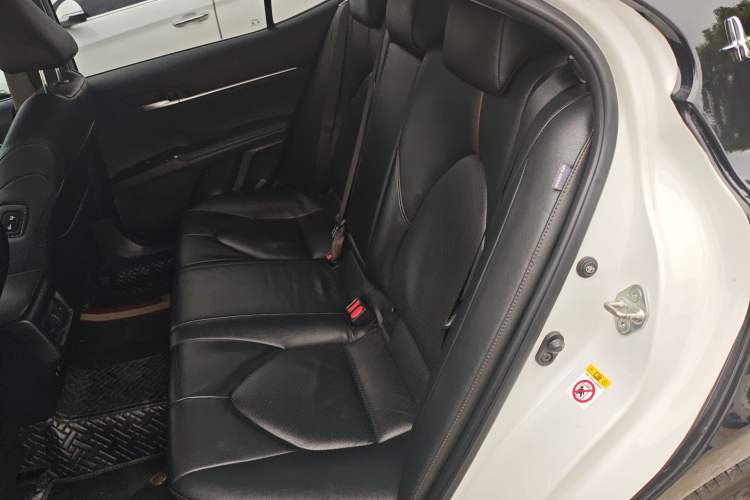 Used Toyota Camry 2018 2.0G Luxury Edition Left Rear Seat