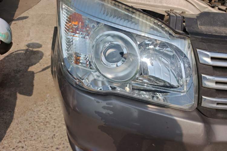 Used FORTHING Lingzhi 2016 M3 1.6L 7-Seater Luxury Model China V Standard