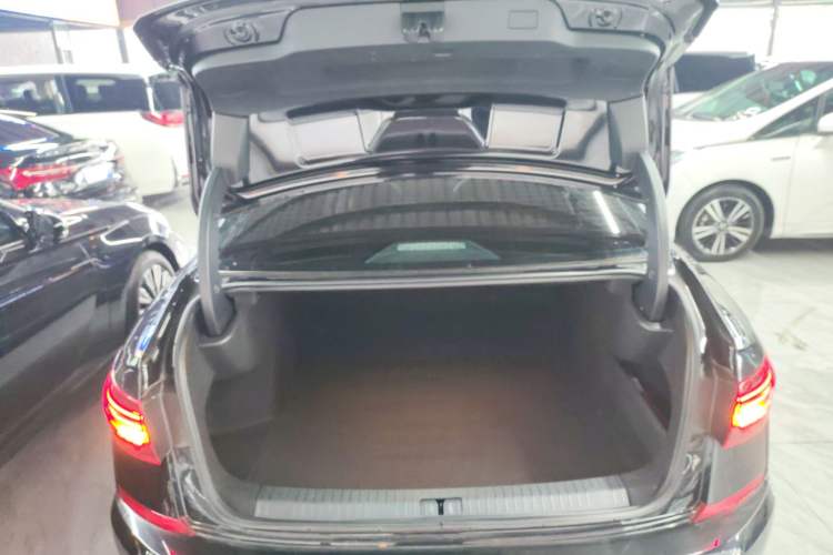 Used Volkswagen Passat 2021 330TSI Luxury Edition
