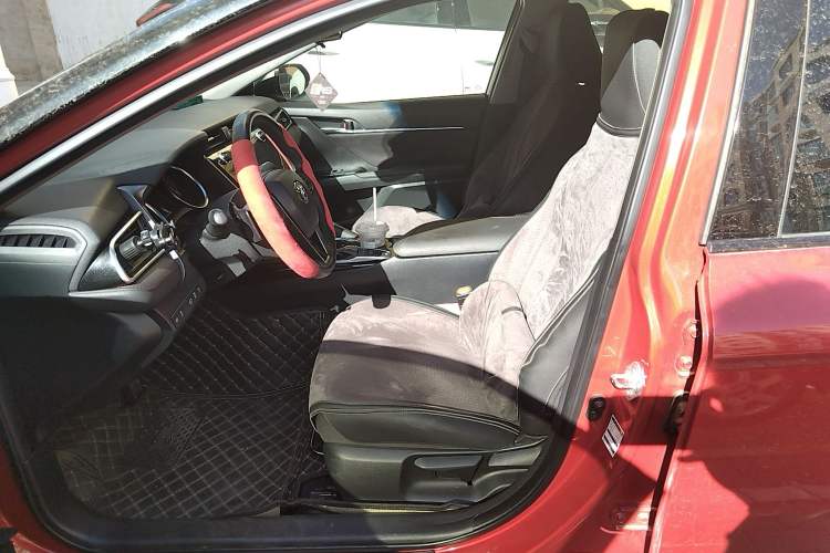 Used Toyota Camry 2019 2.0S FENGSHANG Version China VI Standard Left Front Seat