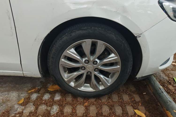 Used Buick GT 2018 15T Dual-Clutch Elite Model China V Standard