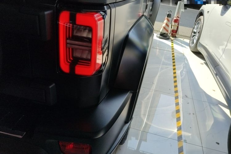 Used BAIC Off-Road BJ40 2023 2.0D Automatic Four-Wheel Drive Blade Hero Edition Adventurer Type