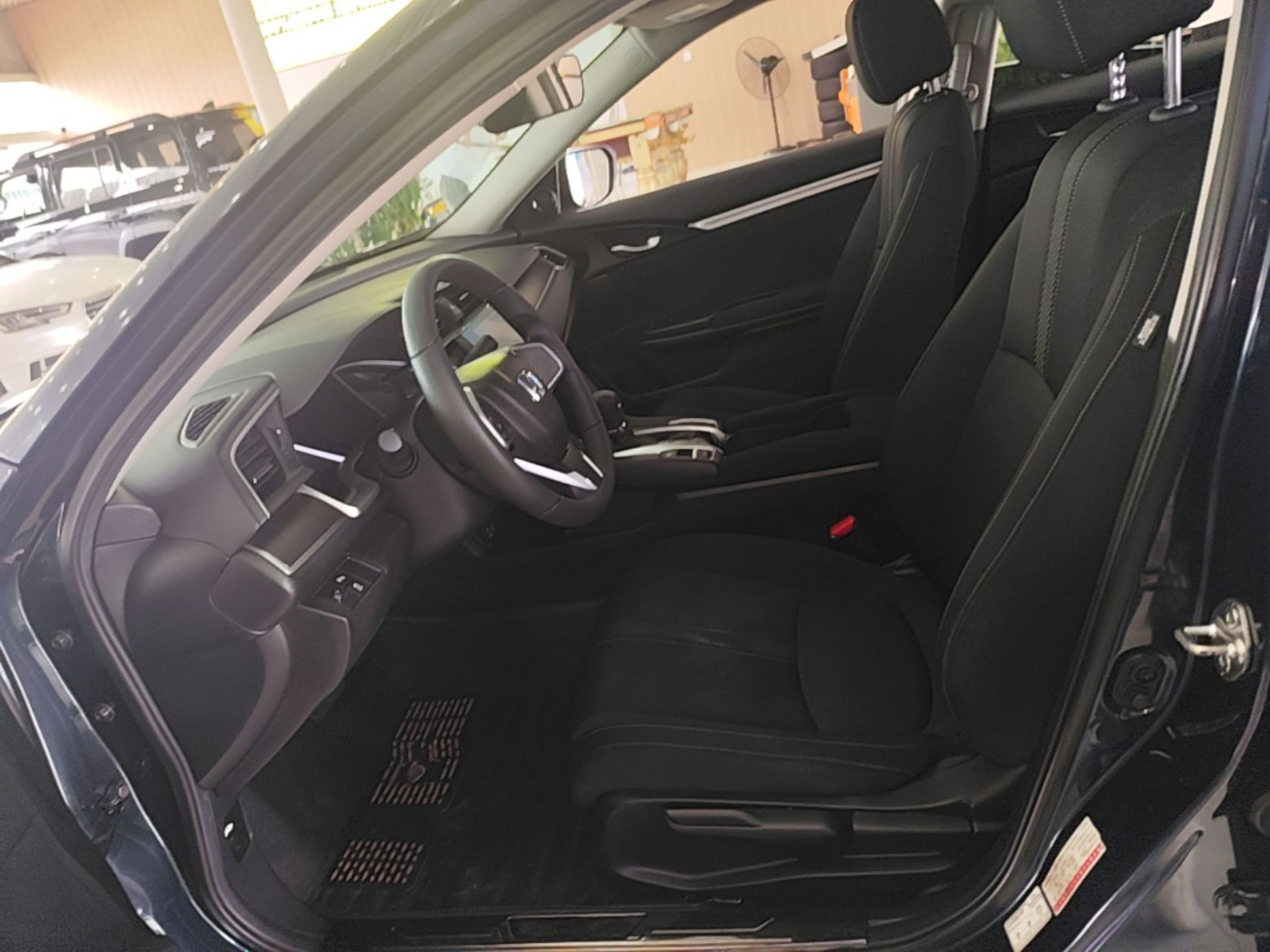 Interior delantero