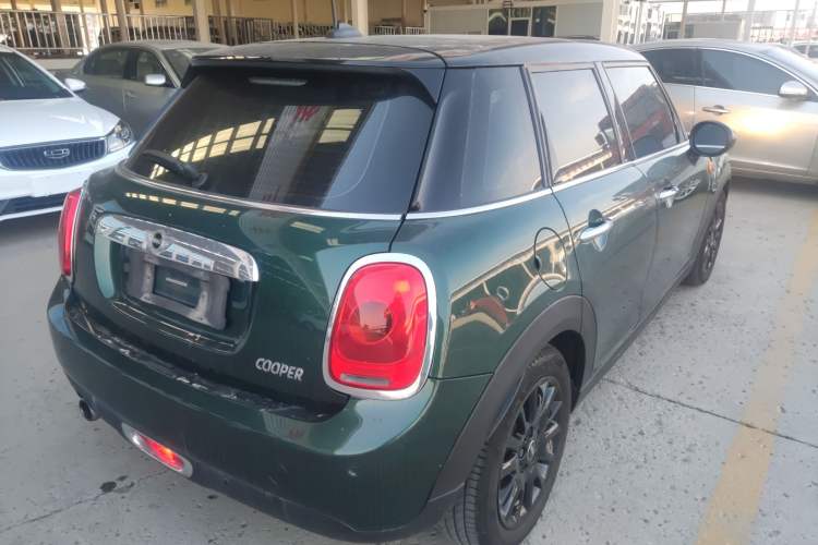 Used MINI MINI 2016 1.5T COOPER Five-Door Edition