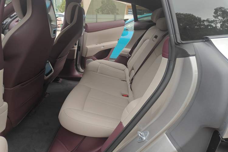 Used Xiaomi Auto YU7 2025 Ultra-Long Range All-Wheel Drive Pro Version