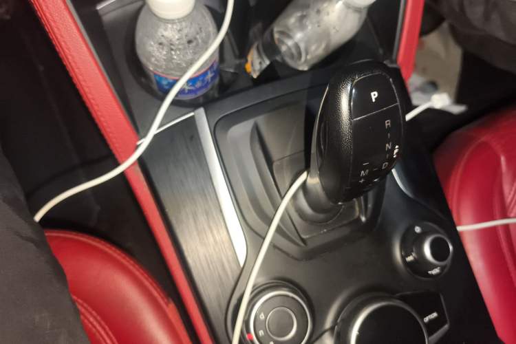 Used Alfa Romeo Stelvio 2017 2.0T 200HP Elite Edition
