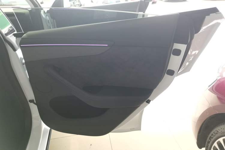 Used Tesla Model Y 2025 Updated Version Long-Range All-Wheel Drive