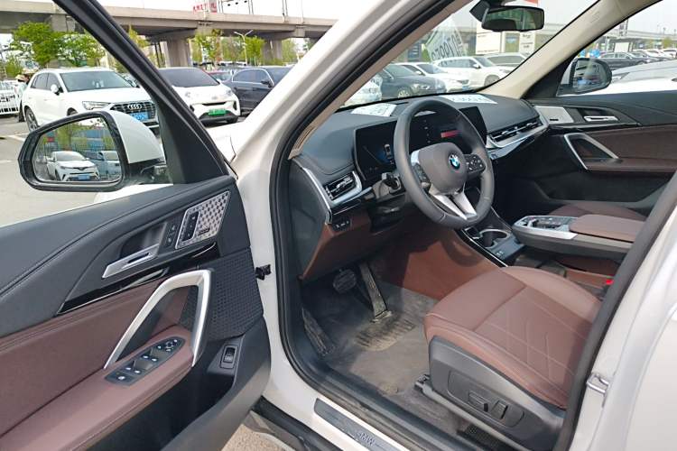 Used BMW X1 2024 sDrive25Li X Design Package Driver Seat