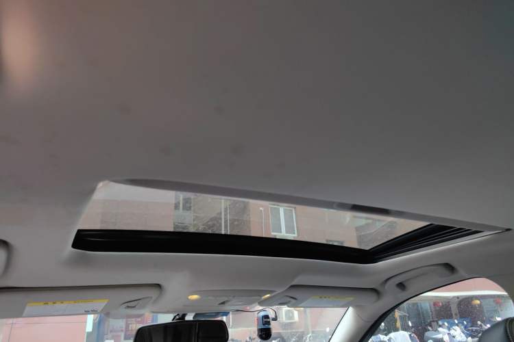 Used Infiniti Q50 2014 3.7L Luxury Edition Headliner