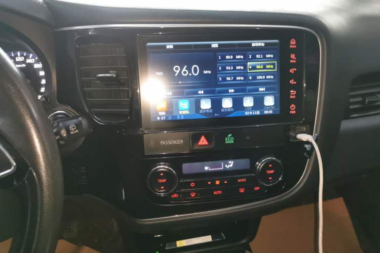 Used Mitsubishi Outlander 2019 2.0L Two-Wheel Drive Comfort Edition 5 Seats China VI Standard