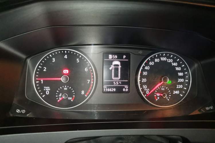 Used Volkswagen Caravelle 2018 2.0 TSI Four-Wheel Drive Comfort Edition 8 Seats
