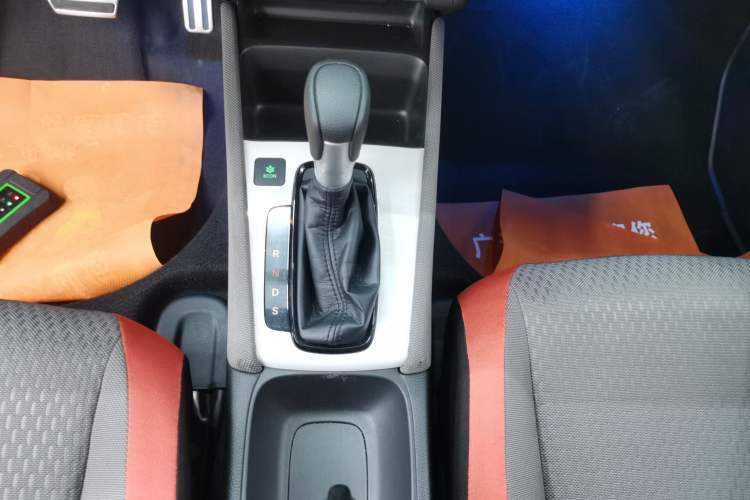 Used Honda LIFE 2021 1.5L CVT SPORT Heartbeat Edition
