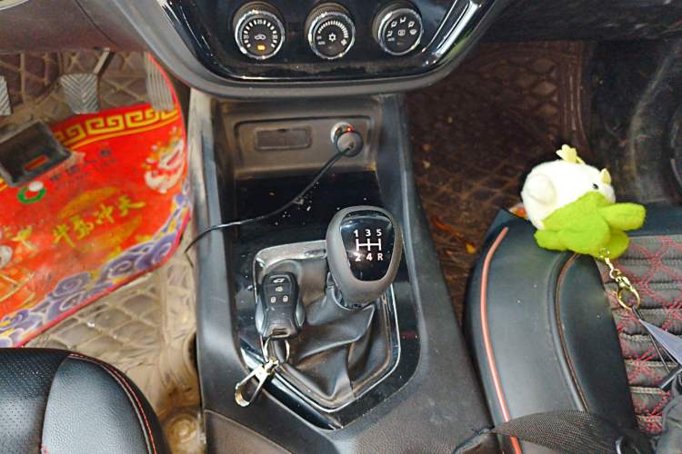 Used Soueast DX3 2016 1.5L Manual Flagship Version
