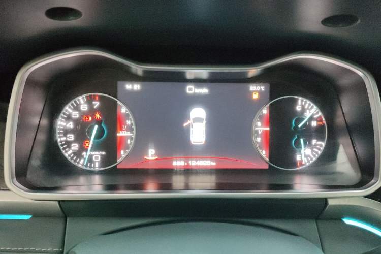Used Zotye Domy X7 2017 Upgraded Edition 2.0T DCT Huangshan Model 7 Seats Instrument Cluster