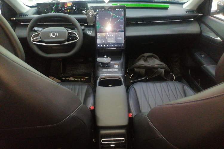 Used CHANGAN NEVO A05 2024 Truly Delicious Version 145 Leading Edition Center Console