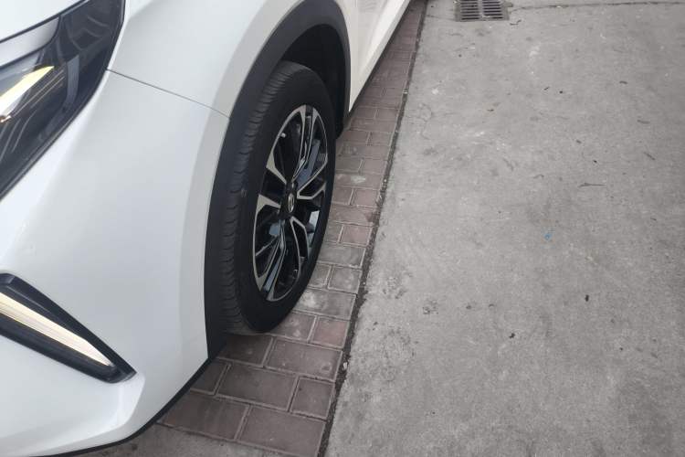 Used GAC Trumpchi GS4 PLUS 2021 270T Automatic Star Edition Left Front Wheel Hub