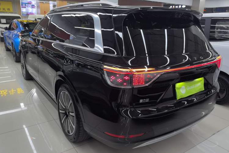 Used Hima AITO M9 2025 Extended-Range Ultra Version 52 kWh 5-Seater Edition