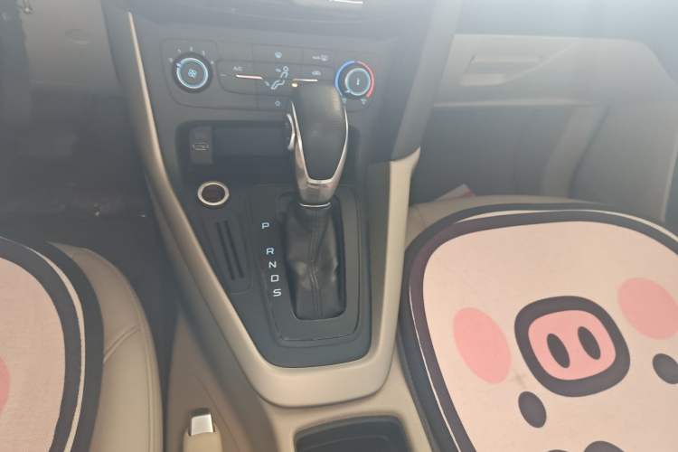 Used Ford Focus 2015 Sedan 1.6L Automatic Comfort Model