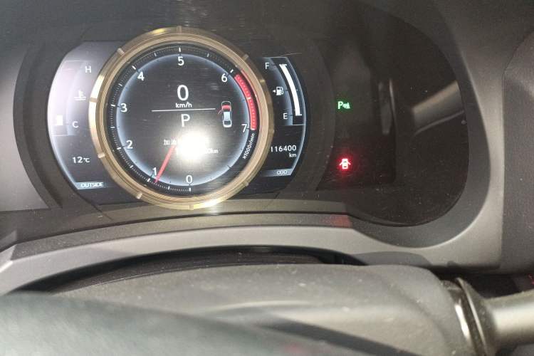 Used Lexus IS 2015 200t F SPORT
