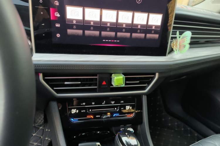 Used Volkswagen Sagitar 2023 300TSI DSG Excellence Edition