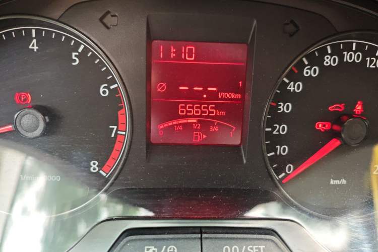 Used Volkswagen Santana 2013 1.6L Manual Comfort Edition
