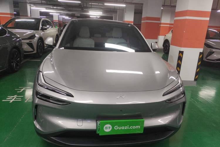 Used ONVO L60 2024 60 kWh Rear-Drive Version