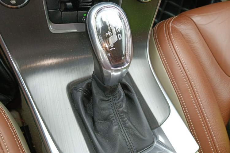 Used Volvo S60 2013 T5 Zhiya Edition Gear Lever