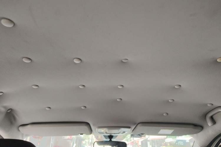 Used BAIC Senova X65 2015 2.0T manual Comfort trim level
